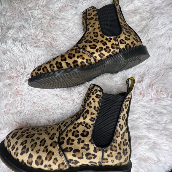 Leopard print Doc Martens only tried on never worn size 10 - Picture 3 of 5